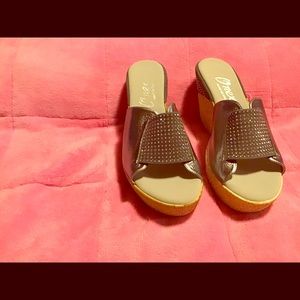 Onex wedge Sandals